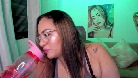 Snapshot of marianalopez81 chatting on 11-08-25, 12:55 Mariana Lopez online show from 11-08-25, 12:55