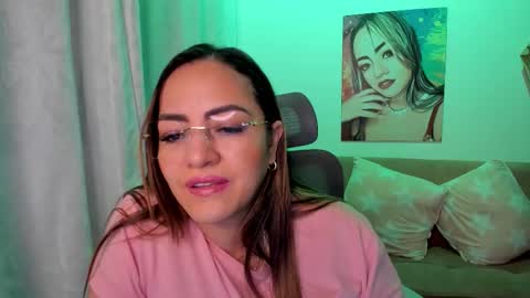 Snapshot of marianalopez81 chatting on 11-11-25, 11:16 Mariana Lopez online show from 11-11-25, 11:16