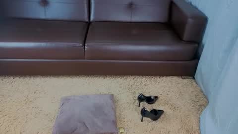 Snapshot of marianaluquez chatting on 02-15-26, 07:51 Mariana online show from 02-15-26, 07:51