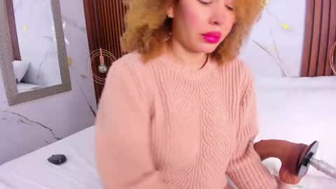 Mariana online show from 12-01-25, 08:03