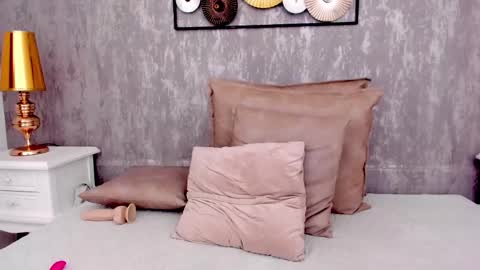 Mariana online show from 02-22-25, 11:03