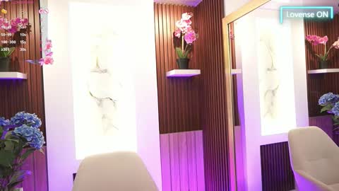 Snapshot of mariancole chatting on 03-09-26, 07:29 Marian Cole online show from 03-09-26, 07:29