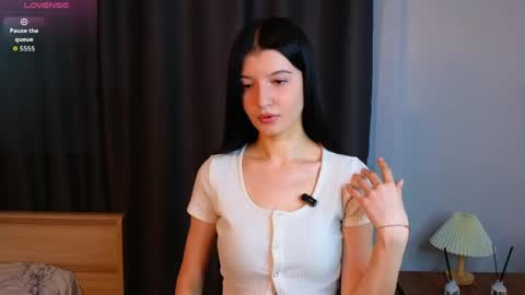 Amelia online show from 06-04-26, 01:33