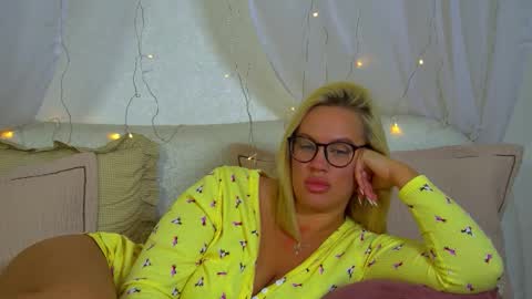 Maria online show from 03-16-26, 05:44