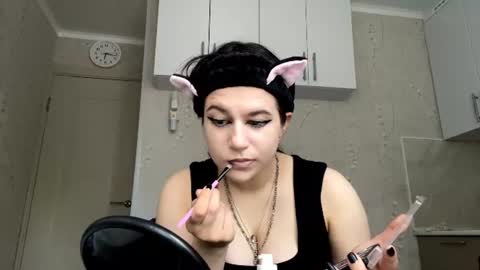 Snapshot of marianmollberg chatting on 07-16-26, 03:18 Marian online show from 07-16-26, 03:18