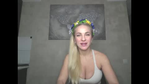 Snapshot of marianna1977 chatting on 02-22-26, 06:50 marianna1977 online show from 02-22-26, 06:50