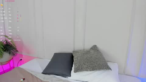 Maria Pettit online show from 11-14-25, 11:31