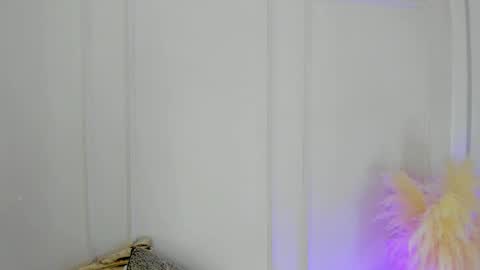 Maria Pettit online show from 12-18-25, 11:49