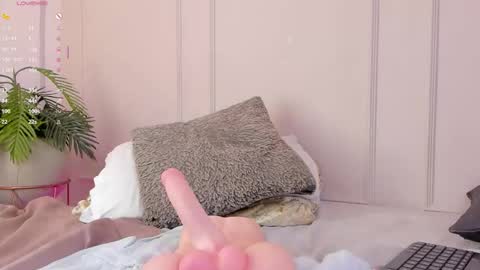 Maria Pettit online show from 01-05-26, 05:27