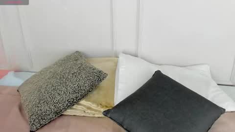 Maria Pettit online show from 03-25-26, 11:05