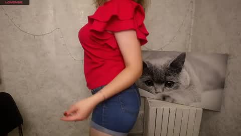 Snapshot of mariatess_ chatting on 07-16-26, 11:27 Mariia online show from 07-16-26, 11:27