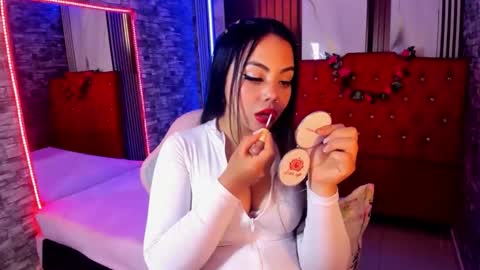 Snapshot of maribelsex303av chatting on 02-25-26, 05:55 maribelsex303av online show from 02-25-26, 05:55