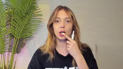 Masha online show from 10-22-25, 11:32