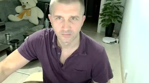 Snapshot of maribor5879 chatting on 03-12-25, 01:03 maribor5879 online show from 03-12-25, 01:03