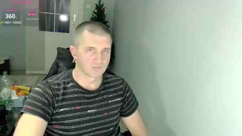 Snapshot of maribor5879 chatting on 12-15-25, 03:27 maribor5879 online show from 12-15-25, 03:27