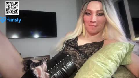 Snapshot of maridekoks chatting on 01-12-25, 02:52 Mari online show from 01-12-25, 02:52