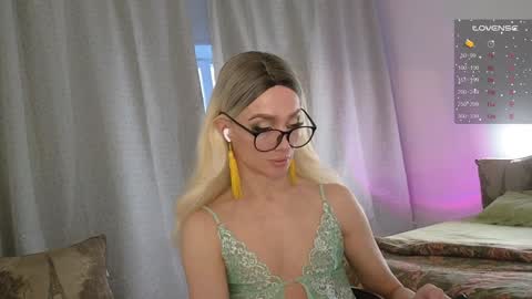 Snapshot of maridekoks chatting on 01-20-25, 01:42 Mari online show from 01-20-25, 01:42