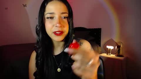 Nicolle online show from 12-17-24, 04:12