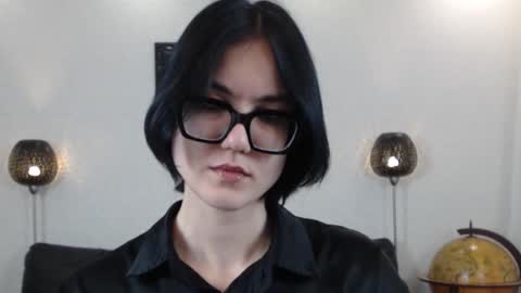 Snapshot of marie_fitch chatting on 11-14-25, 05:17 Marie Fitch online show from 11-14-25, 05:17