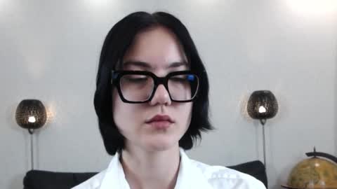 Snapshot of marie_fitch chatting on 11-20-25, 04:01 Marie Fitch online show from 11-20-25, 04:01