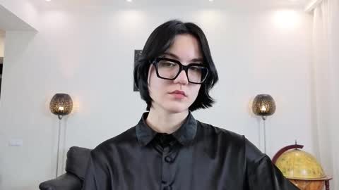 Snapshot of marie_fitch chatting on 12-22-25, 11:35 Marie Fitch online show from 12-22-25, 11:35