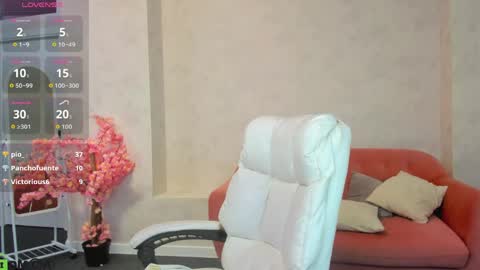 marie_hayes online show from 05-18-26, 04:07