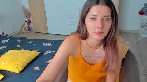 Marie   online show from 03-17-26, 06:17