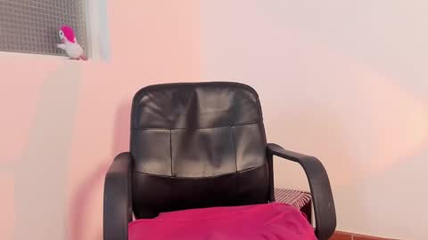 700 pm Washington time online show from 11-12-25, 12:44