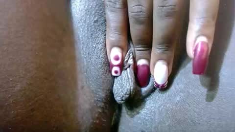 Snapshot of mariebae4 chatting on 11-22-25, 11:59 mariebae4 online show from 11-22-25, 11:59