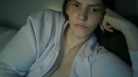 Mariejojo online show from 10-19-25, 03:12