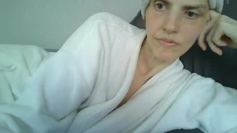 Snapshot of mariejojo chatting on 07-02-26, 01:39 Mariejojo online show from 07-02-26, 01:39
