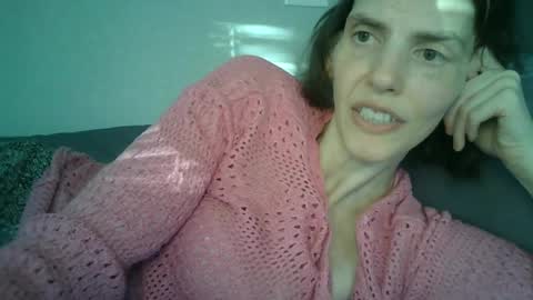 Snapshot of mariejojo chatting on 07-14-26, 12:55 Mariejojo online show from 07-14-26, 12:55