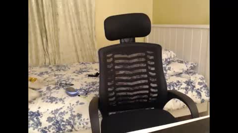 mariejuana online show from 10-17-25, 09:39