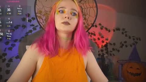 Snapshot of mariel_a_gold chatting on 10-27-25, 05:22 Mariel Gold online show from 10-27-25, 05:22