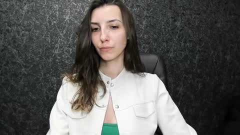 Snapshot of marielleanker chatting on 11-22-25, 03:16 marielleanker online show from 11-22-25, 03:16