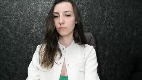 Snapshot of marielleanker chatting on 11-23-25, 05:24 marielleanker online show from 11-23-25, 05:24