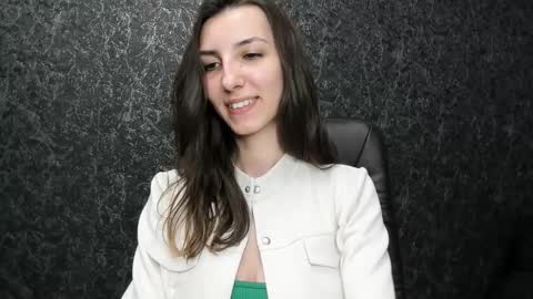 Snapshot of marielleanker chatting on 12-03-25, 07:34 marielleanker online show from 12-03-25, 07:34