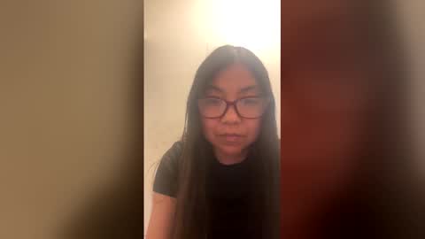 marielovesyou_94 online show from 04-15-26, 09:27