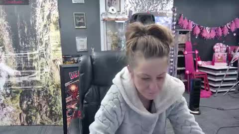 Marie Ann Waters online show from 01-08-25, 02:14