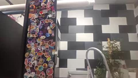 Marie Ann Waters online show from 02-06-25, 04:58