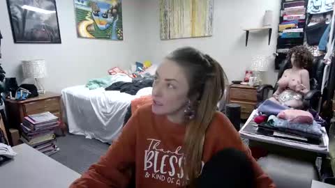 Marie Ann Waters online show from 03-04-25, 01:23