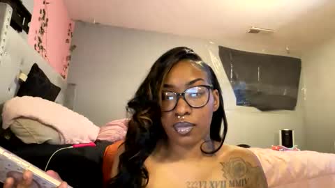 eMariexxx online show from 02-16-26, 07:04