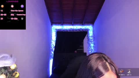 Snapshot of mariiana_hasper chatting on 01-06-25, 12:48 Mariana Hasper online show from 01-06-25, 12:48