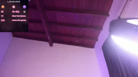 Snapshot of mariiana_hasper chatting on 12-15-25, 06:50 Mariana Hasper online show from 12-15-25, 06:50