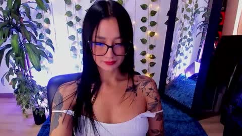 Maryyy online show from 11-28-25, 05:37