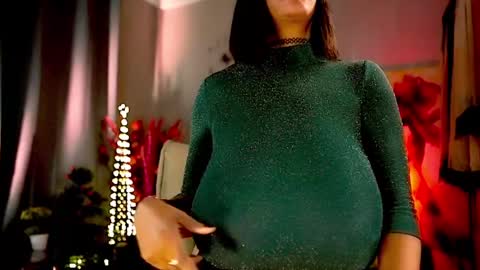 Snapshot of mariicha chatting on 02-08-25, 06:43 Nikita - Scroll down and read my bio please. New Pictures in Bio online show from 02-08-25, 06:43