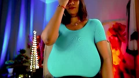 Snapshot of mariicha chatting on 02-11-25, 06:51 Nikita - Scroll down and read my bio please. New Pictures in Bio online show from 02-11-25, 06:51