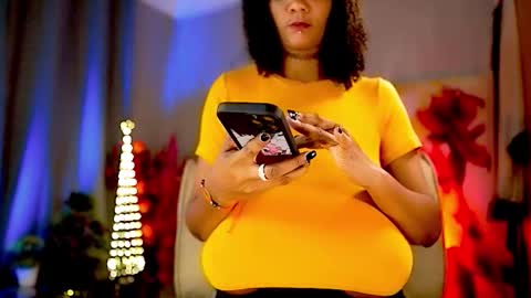 Snapshot of mariicha chatting on 11-24-25, 06:57 Nikita - Scroll down and read my bio please. New Pictures in Bio online show from 11-24-25, 06:57