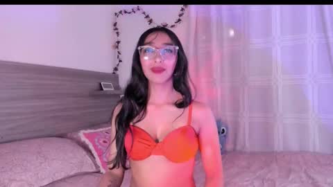 Snapshot of marijaneh chatting on 12-05-25, 12:36 Luna Dulk online show from 12-05-25, 12:36