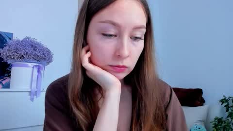 Marilina online show from 10-13-25, 07:30